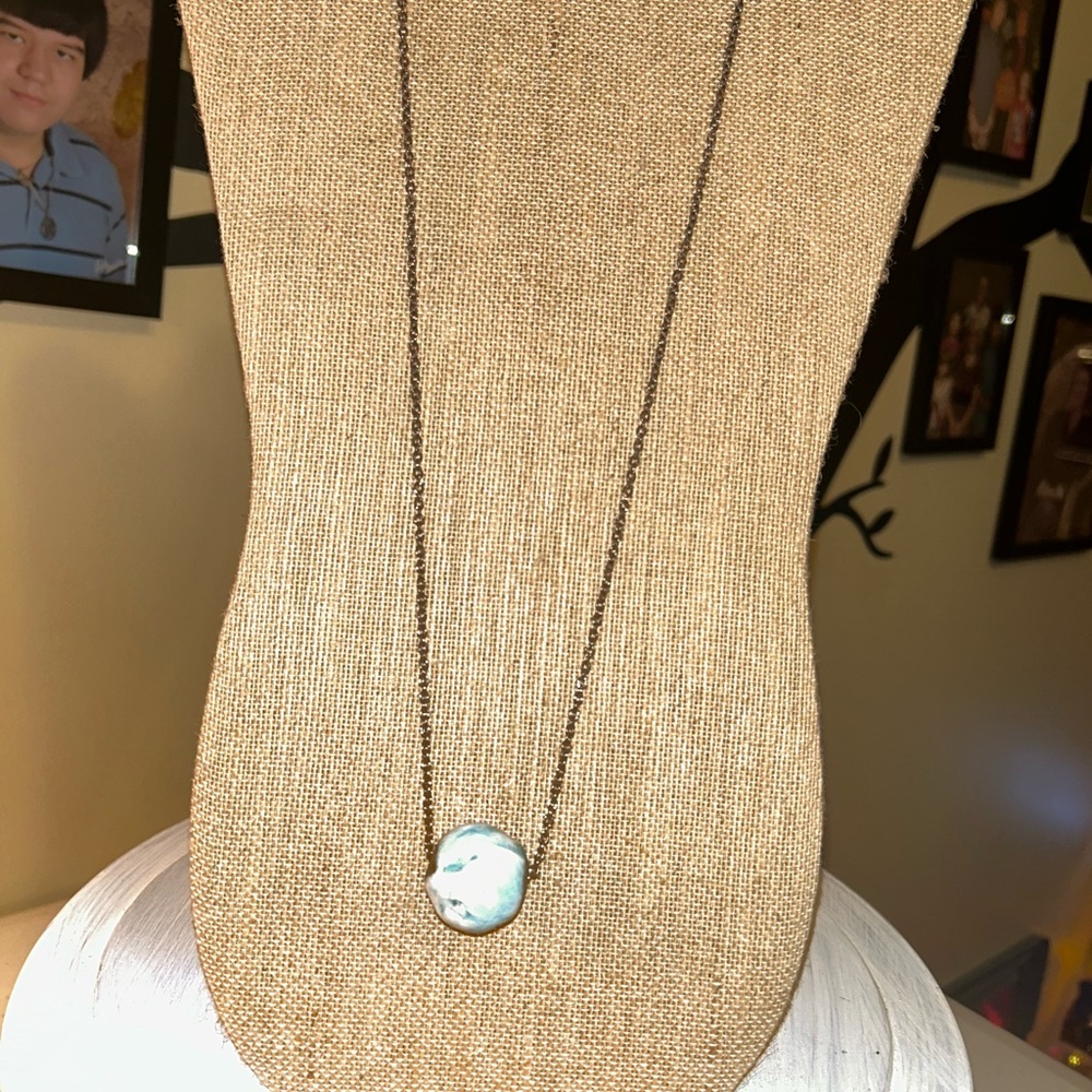 Elegant Silver and White Pendant Necklace